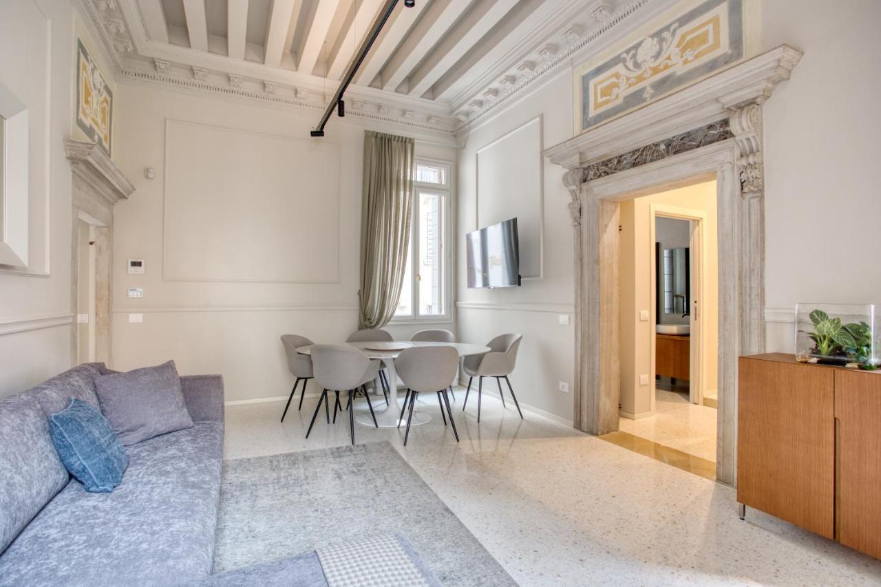 Palazzo Bonvicini 10 Apartamento *